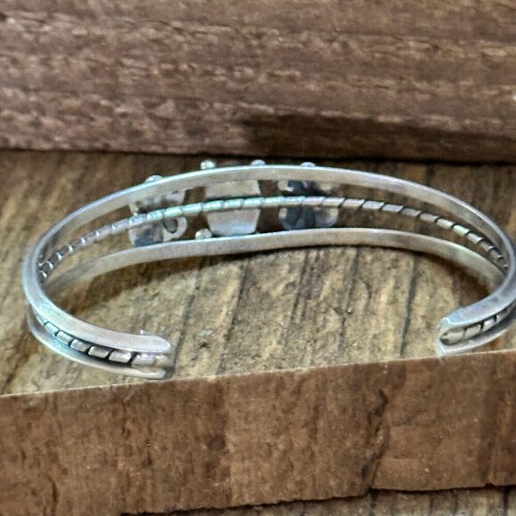 Navajo Sterling Cuff & Kingman Turquoise Floral‎ Cuff Bracelet, Gift Box - Picture 5 of 7